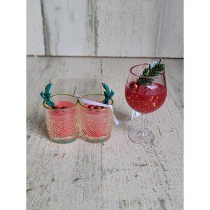 Hallmark friend cocktail wine cranberry ornament Xmas set